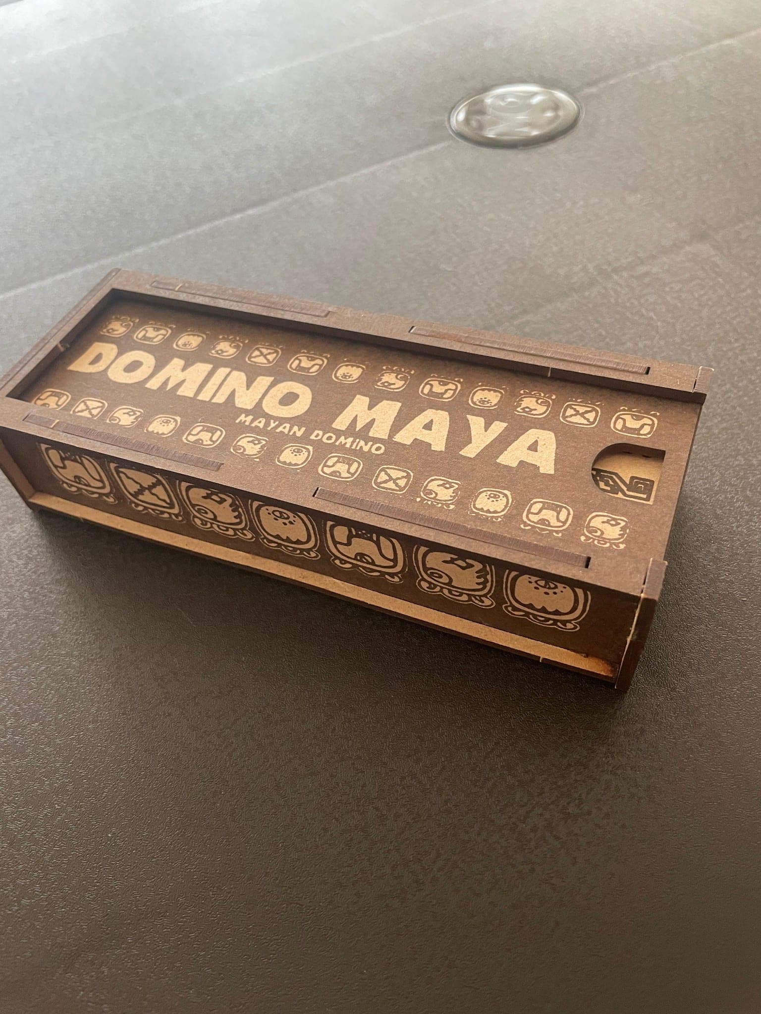 domino maya
