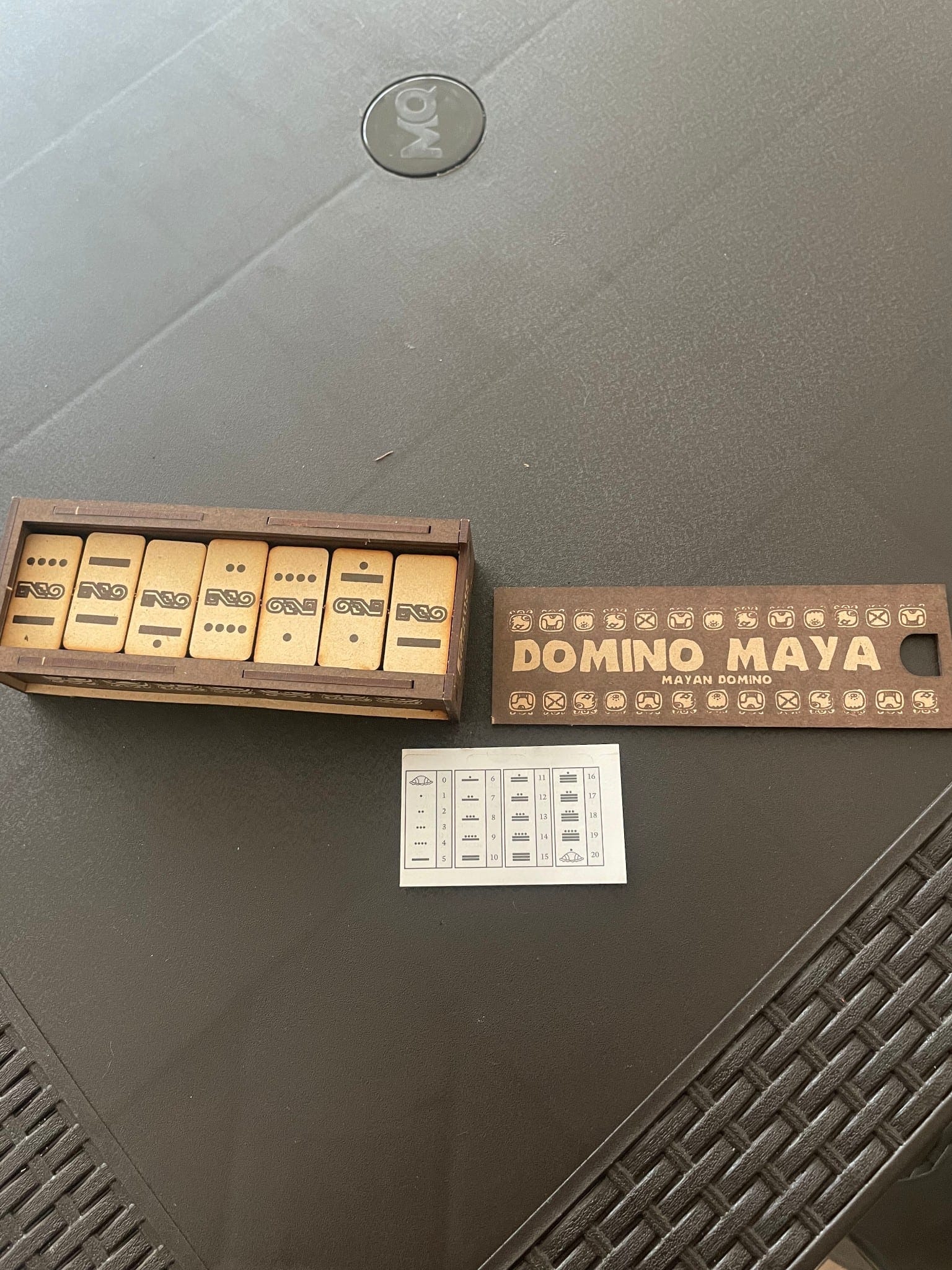 domino maya